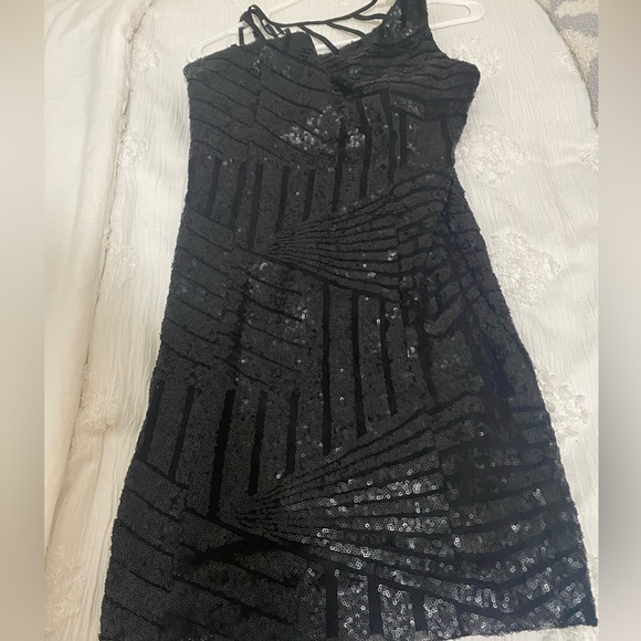 cartise Dresses & Skirts - Cartise dress size 4